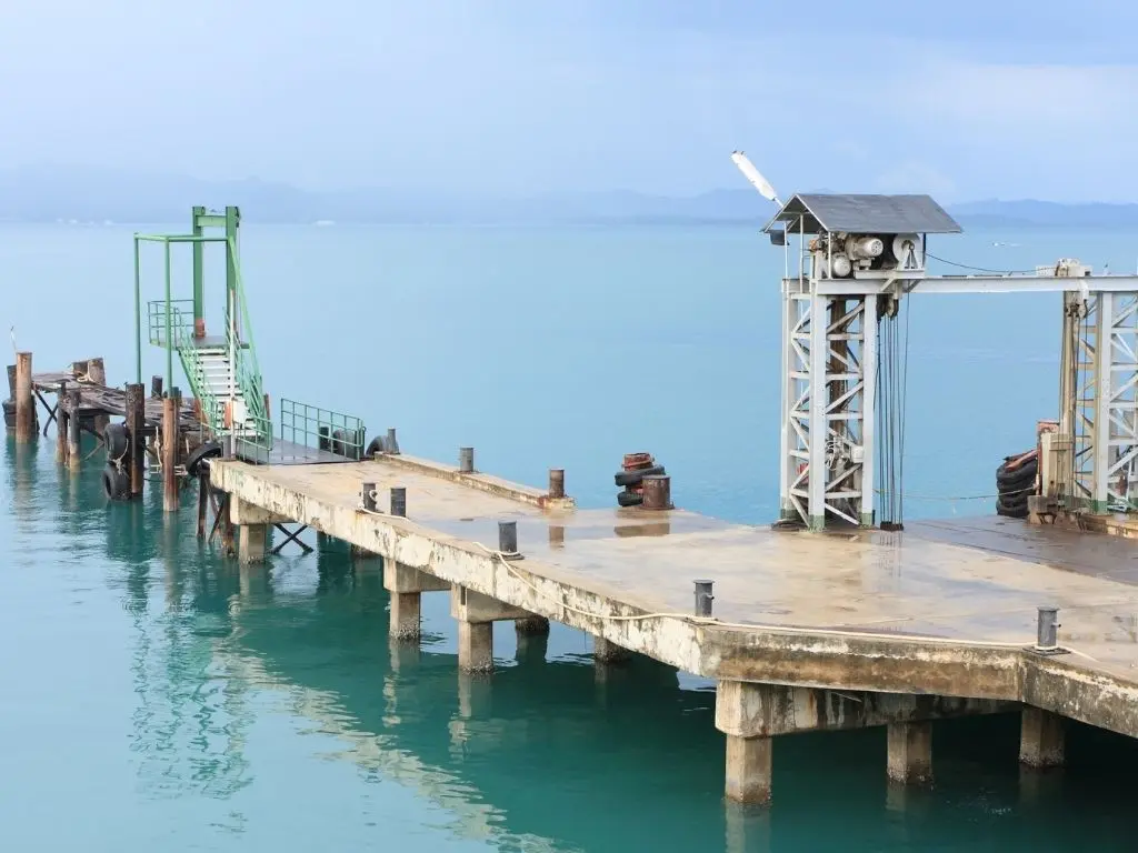 how to put a dock in the water